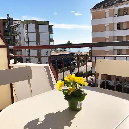 Lovely Seaside Apartment In Front Of Calafell Beach And Cunit Beach Segur de Calafell Esterno foto