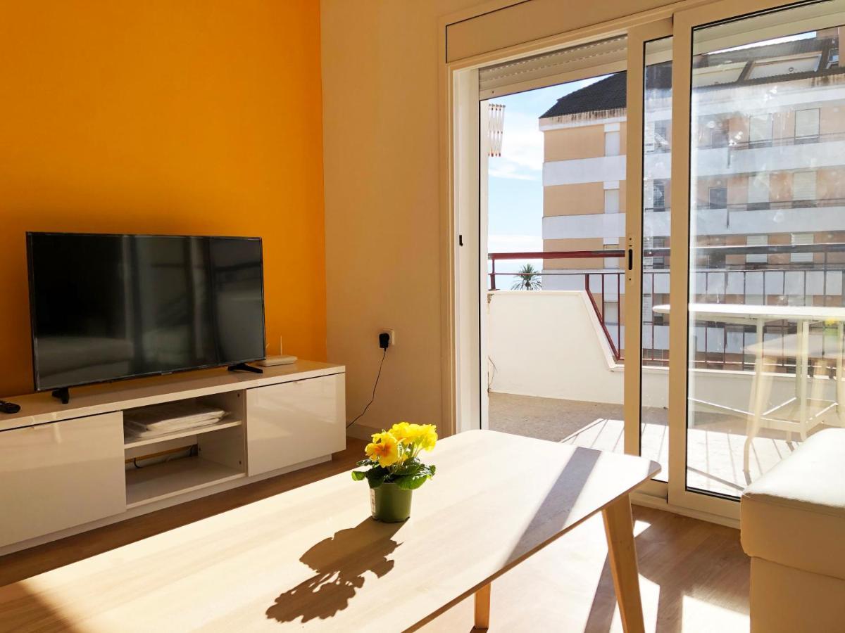 Lovely Seaside In Front Of Calafell And Cunit Apartamento Segur de Calafell
